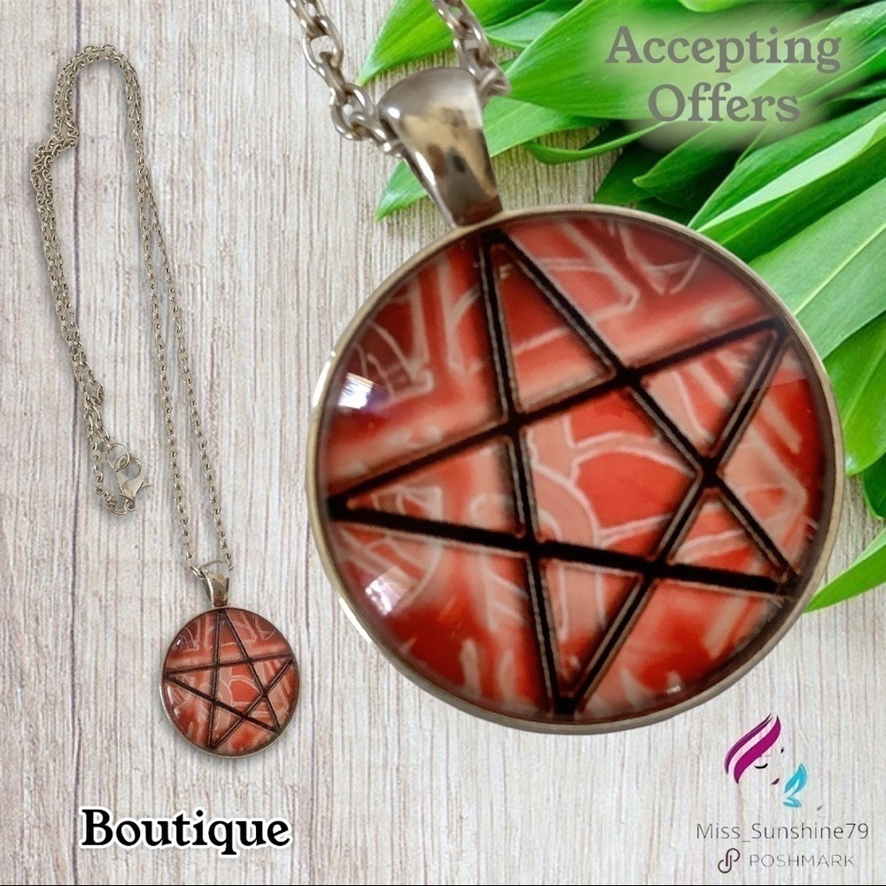 Boutique - Cabochon Glass Necklace dark goth